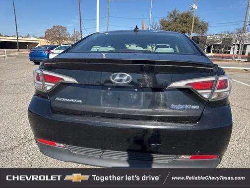 2016 Hyundai SONATA Hybrid SE