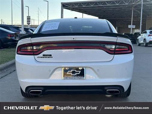 2019 Dodge Charger SXT