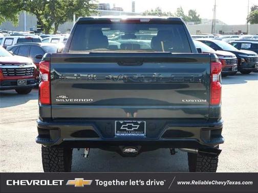 2025 Chevrolet Silverado 1500 Custom Trail Boss
