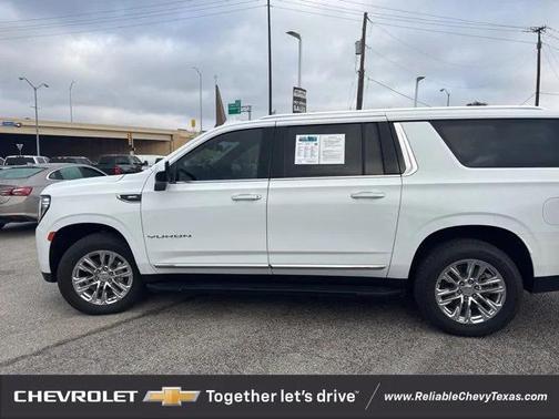 2023 GMC Yukon XL SLT