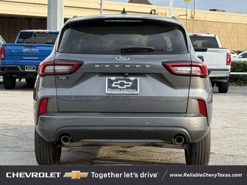 CARBONIZED GRAY METALLIC 2023 Ford Escape ST-Line