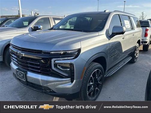 2025 Chevrolet Suburban RST