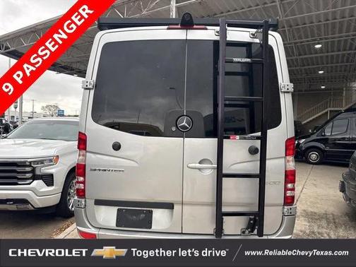 2017 Mercedes-Benz Sprinter 2500 Standard Roof