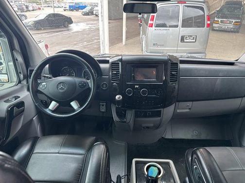 2017 Mercedes-Benz Sprinter 2500 Standard Roof