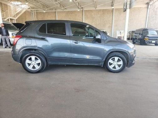 Nightfall Gray Metallic 2020 Chevrolet Trax LS