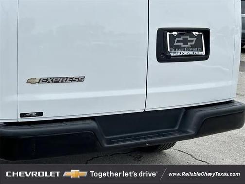 2024 Chevrolet Express 2500 RWD 2500 Regular Wheelbase WT