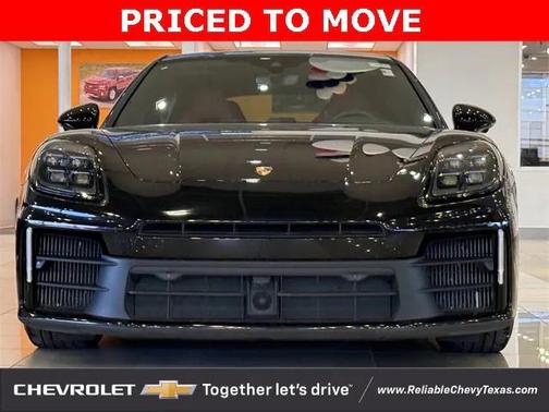 2024 Porsche Panamera 4