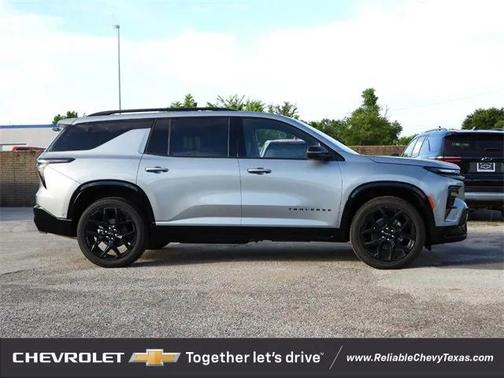 2025 Chevrolet Traverse RS