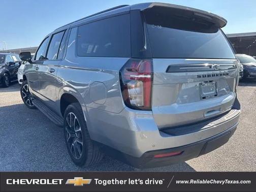 2024 Chevrolet Suburban RST