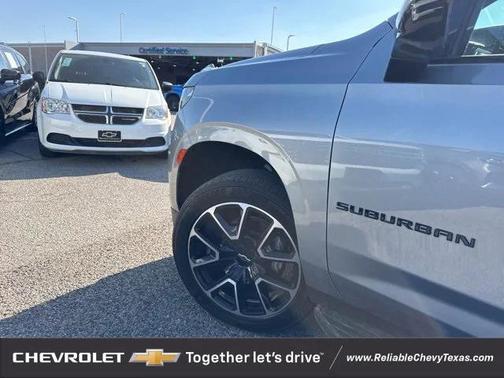 2024 Chevrolet Suburban RST