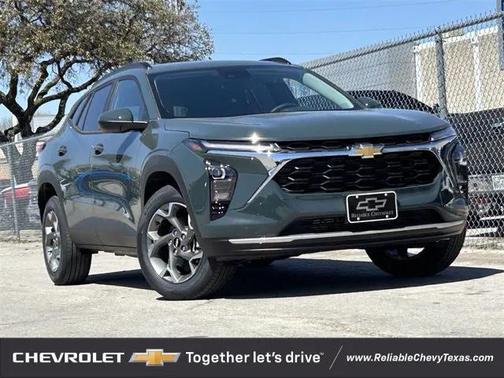 2025 Chevrolet Trax LT