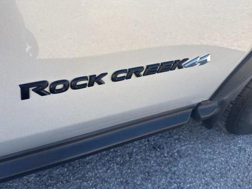 2020 Nissan Pathfinder SL 2WD