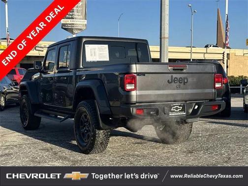 2022 Jeep Gladiator Sport