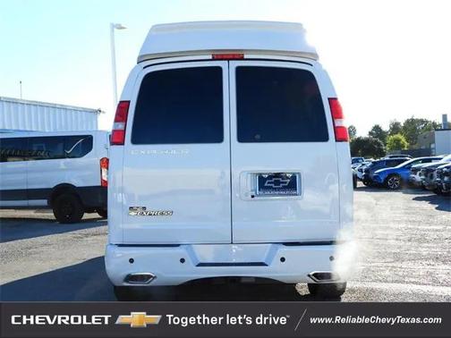 2025 Chevrolet Express 2500 RWD 2500 Extended Wheelbase WT