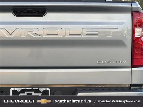 2025 Chevrolet Silverado 1500 Custom