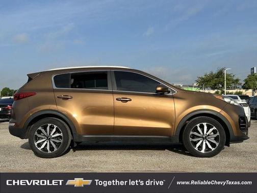 Burnished Copper 2017 Kia Sportage EX