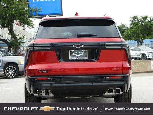 2025 Chevrolet Traverse RS