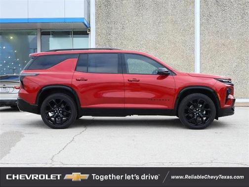 2025 Chevrolet Traverse RS