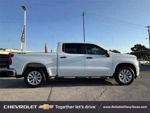 2021 Chevrolet Silverado 1500 Custom
