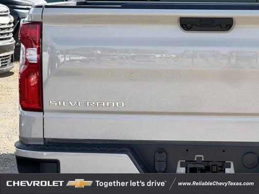 White Sands 2026 Chevrolet Silverado 1500 RST