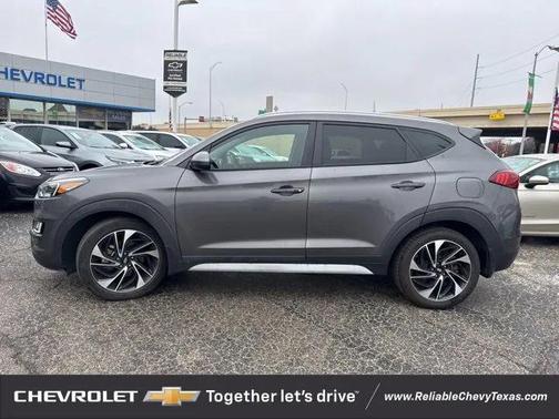 2020 Hyundai TUCSON Sport