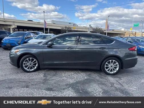 2020 Ford Fusion Hybrid SE