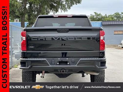 2024 Chevrolet Silverado 1500 Custom Trail Boss