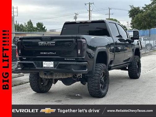 2021 GMC Sierra 2500 Denali