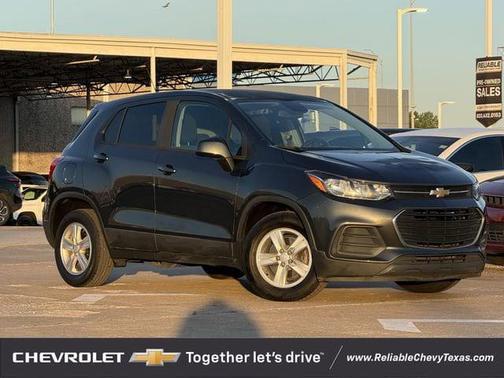 Nightfall Gray Metallic 2020 Chevrolet Trax LS