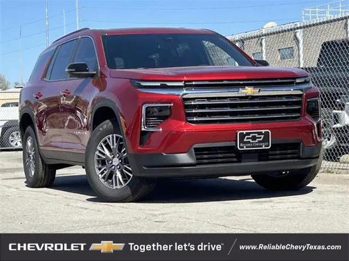 2025 Chevrolet Traverse LT