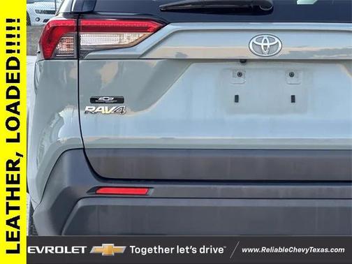 2020 Toyota RAV4 XLE Premium