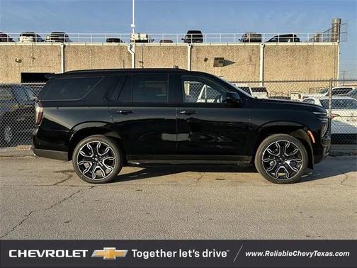 2025 Chevrolet Tahoe 4WD RST