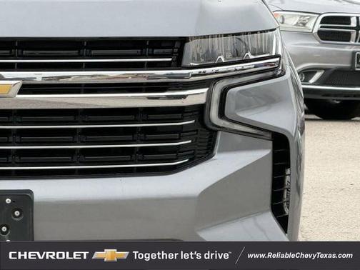 Satin Steel Metallic 2021 Chevrolet Suburban LT