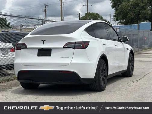 2023 Tesla Model Y Long Range Dual Motor All-Wheel Drive