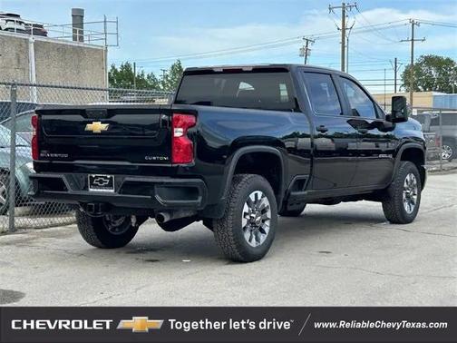2025 Chevrolet Silverado 2500 Custom