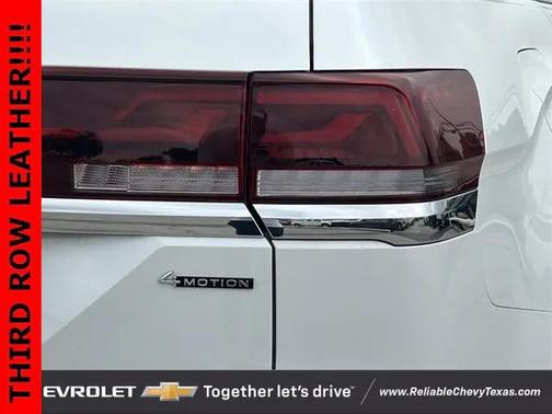 2024 Volkswagen Atlas 2.0T SEL Premium R-Line 4MOTION
