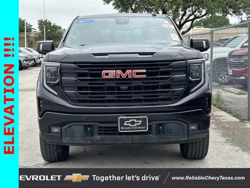 2023 GMC Sierra 1500 Elevation