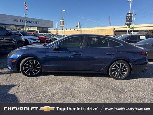 2021 Hyundai SONATA Limited