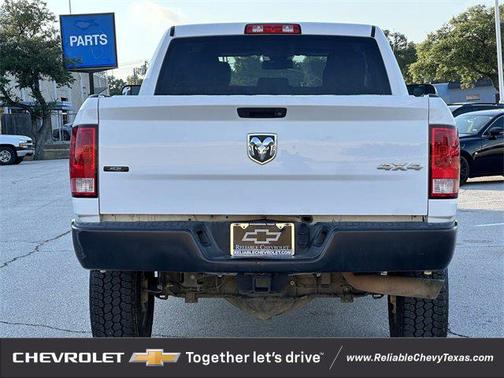 2018 RAM 2500 Tradesman Crew Cab 4x4 6'4' Box