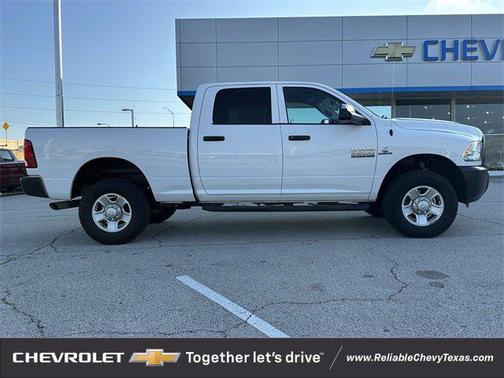 2018 RAM 2500 Tradesman Crew Cab 4x4 6'4' Box