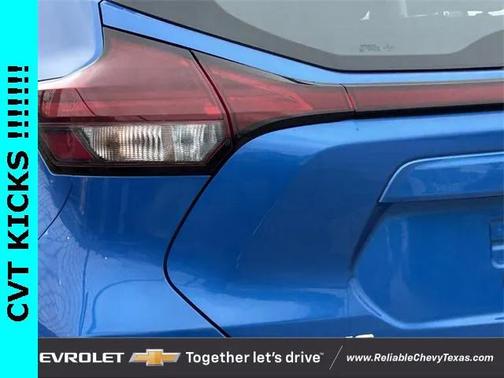 2023 Nissan Kicks S