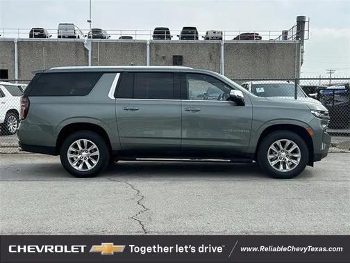 2023 Chevrolet Suburban Premier