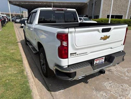 Summit White 2025 Chevrolet Silverado 1500 LT