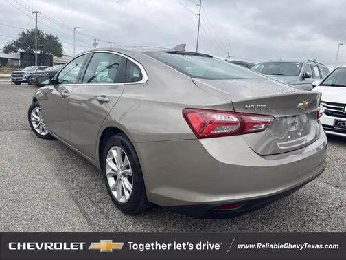 2022 Chevrolet Malibu FWD LT