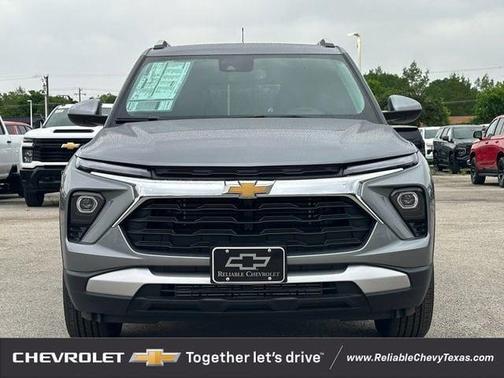 Sterling Gray Metallic 2026 Chevrolet Trailblazer LT