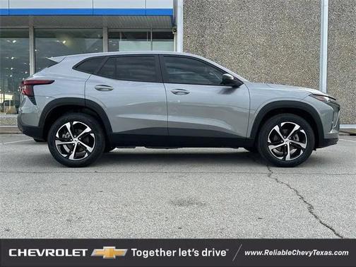 2025 Chevrolet Trax FWD 1RS