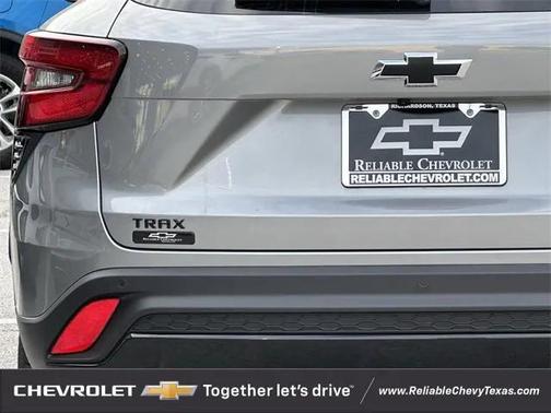 2025 Chevrolet Trax FWD 1RS