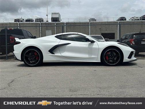 2022 Chevrolet Corvette Stingray w/3LT