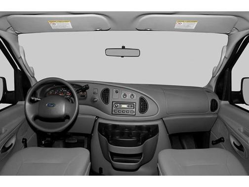 2006 Ford E350 Super Duty Base