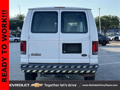 2006 Ford E350 Super Duty Base